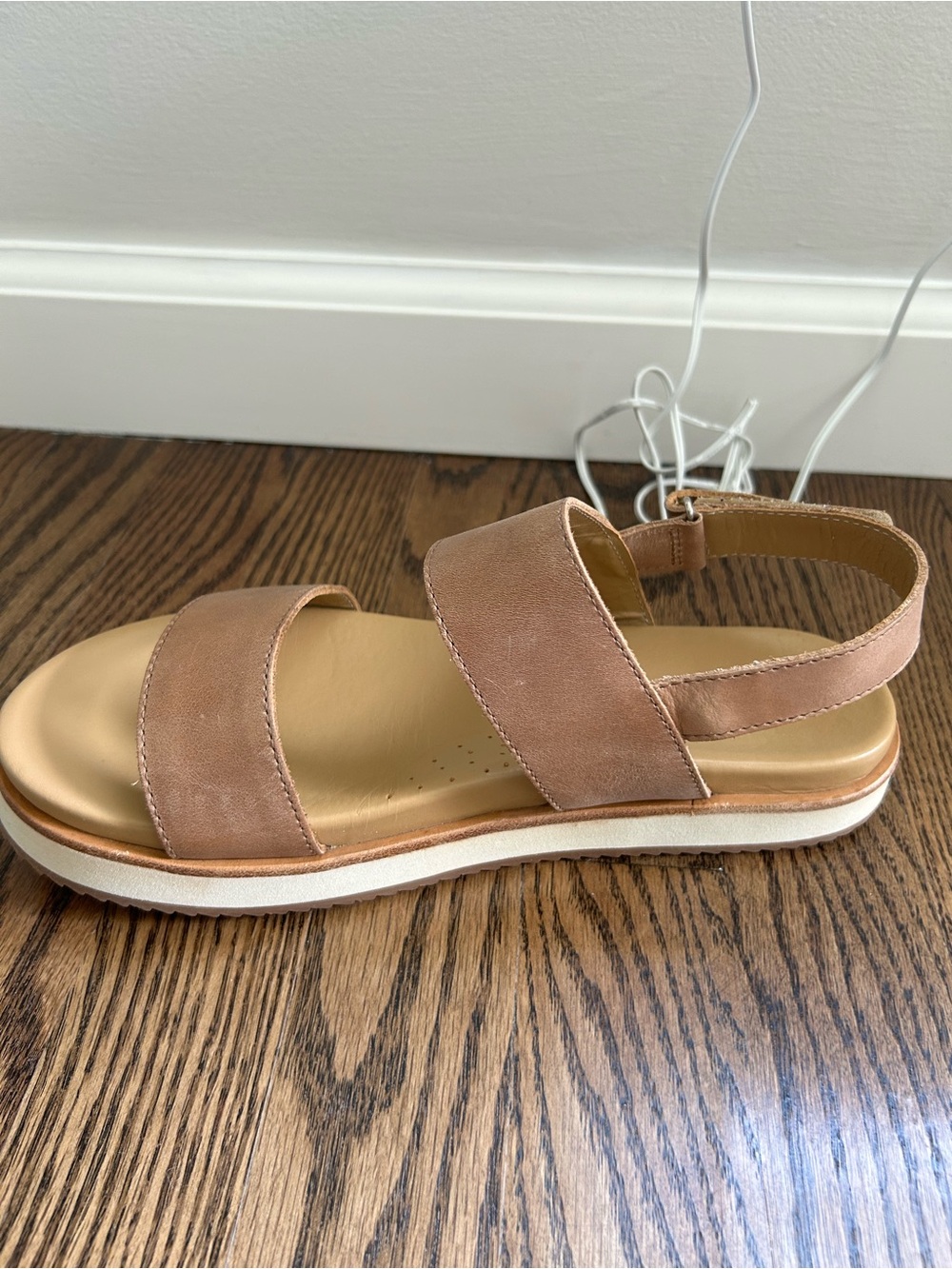 Nisolo Go-To Flatform Sandal 2.0 — almond - Picture 6 of 8